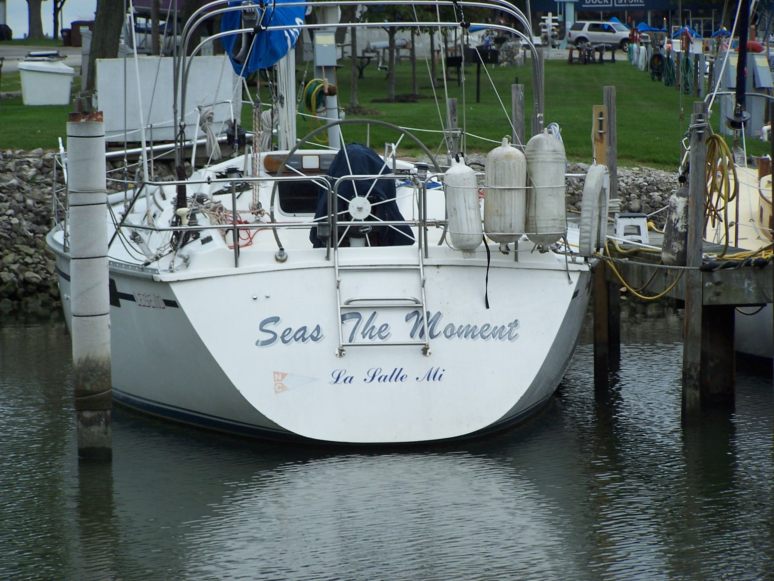 Hunter sailboat charter Lake Erie Sandusky